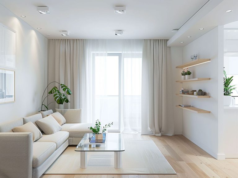 Nowoczesny salon skandynawski z białą sofą i dużym oknem, minimalistyczny salon skandynawski.