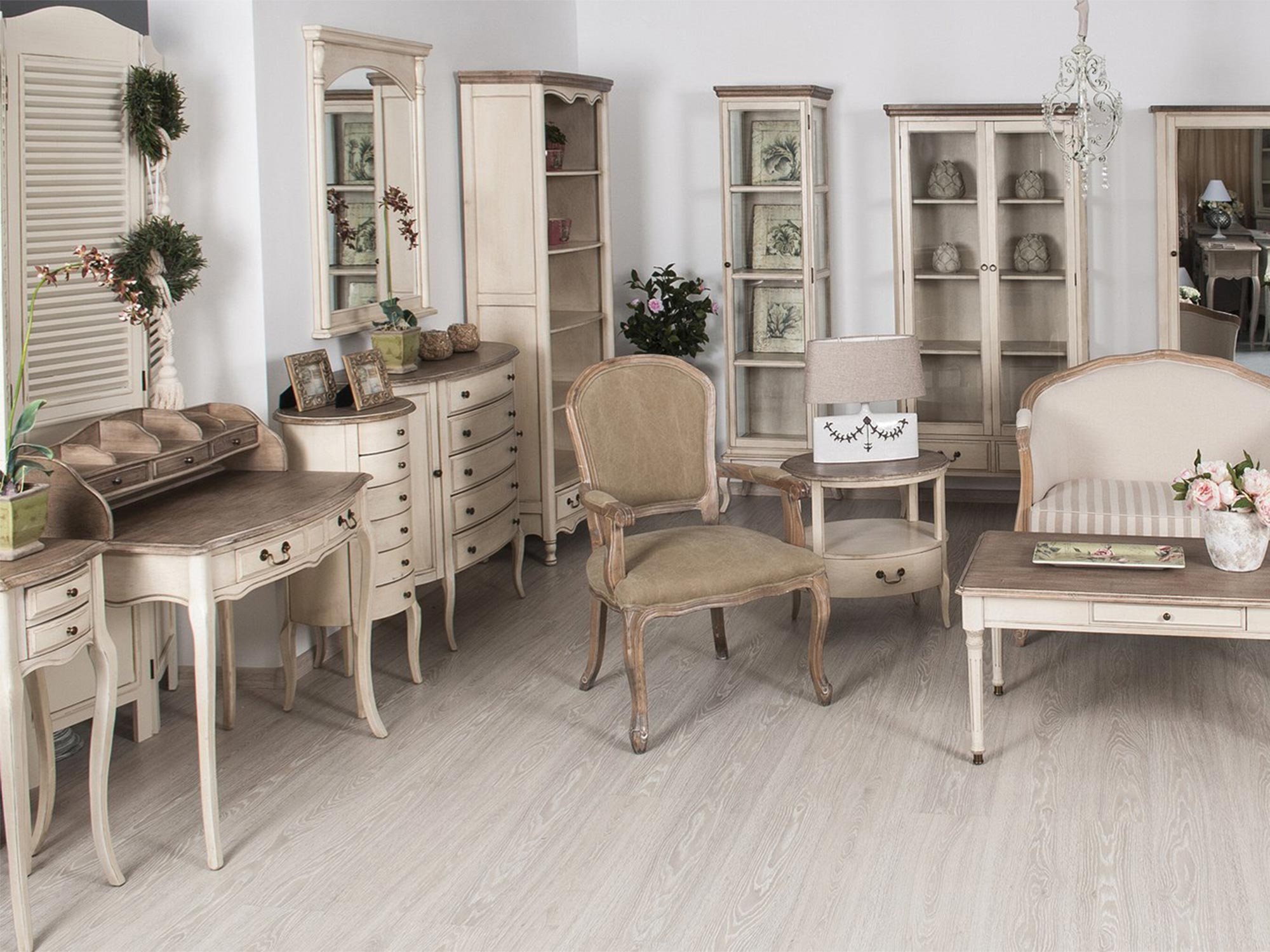 Kolekcja mebli w stylu prowansalskim