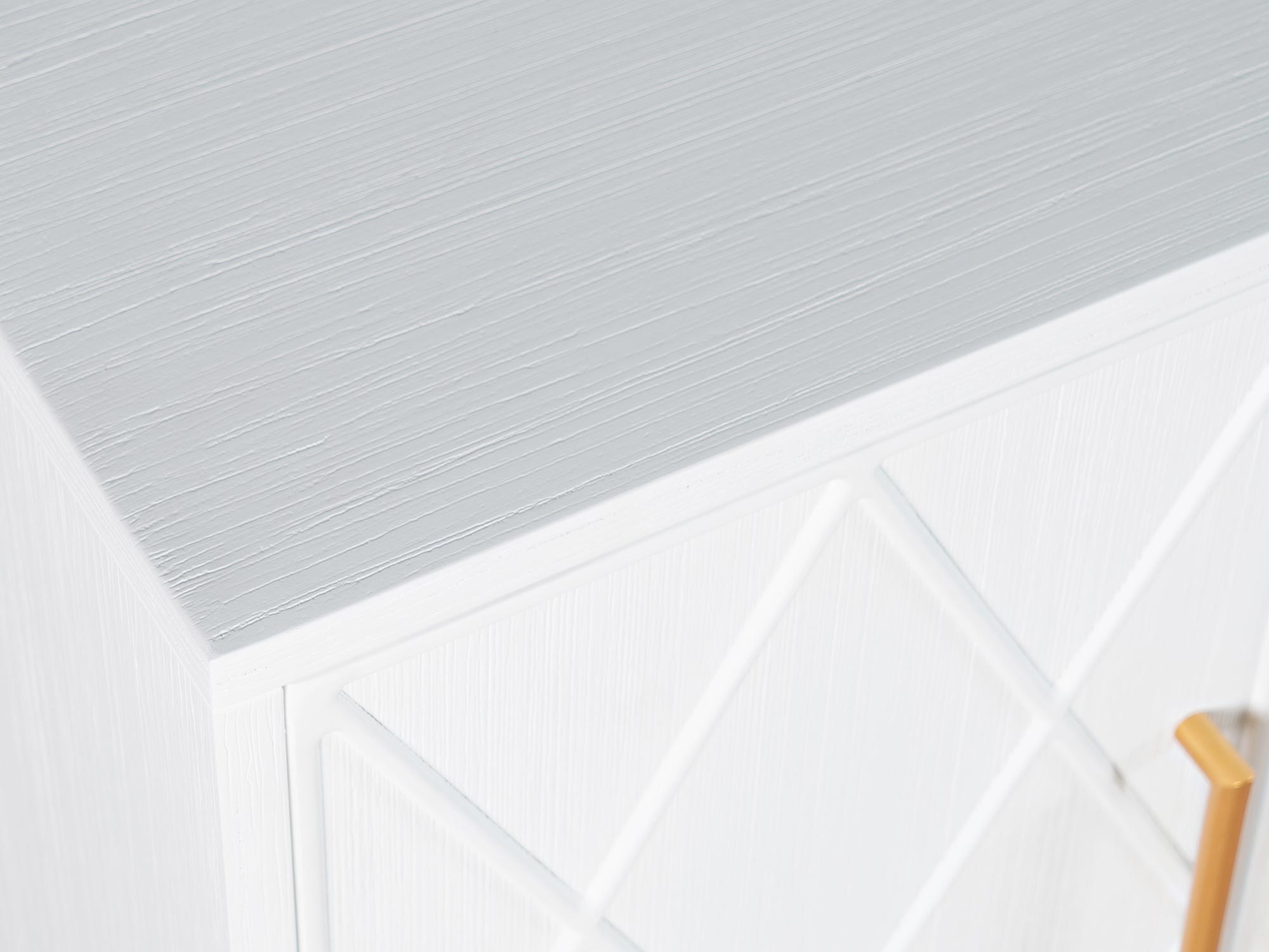 Komoda glamour biała z złotymi nogami