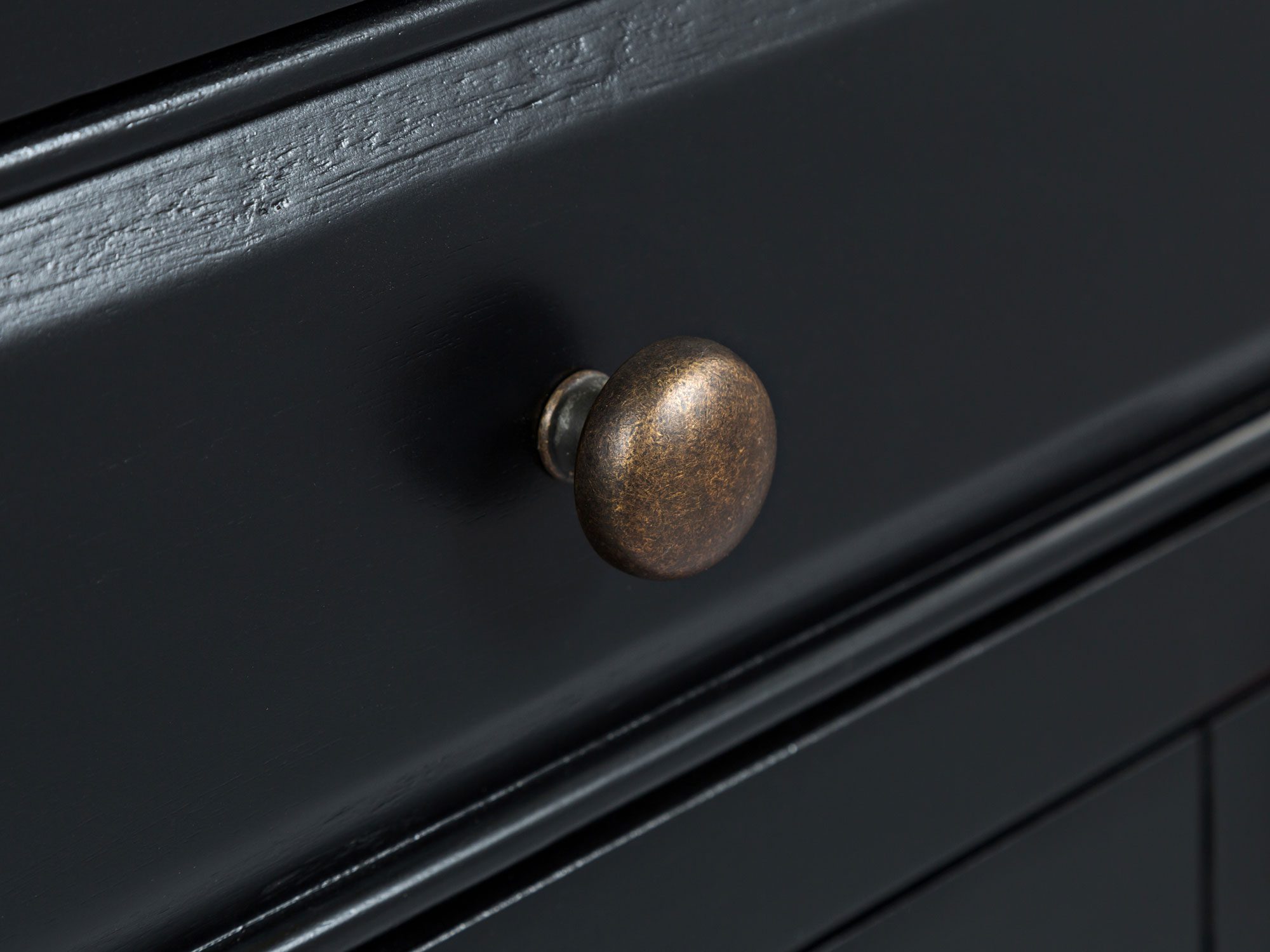 Metalowa gałka do drewnianych szafek kolor brązowy styl klasyczny