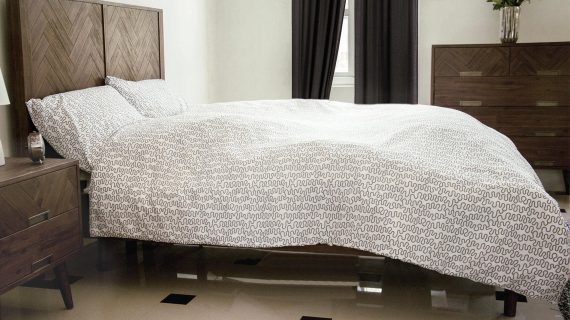 Miniaturka 3 - Drewniana komoda z dekoracyjnymi frontami w stylu industrialnym kolor ciemny brąz