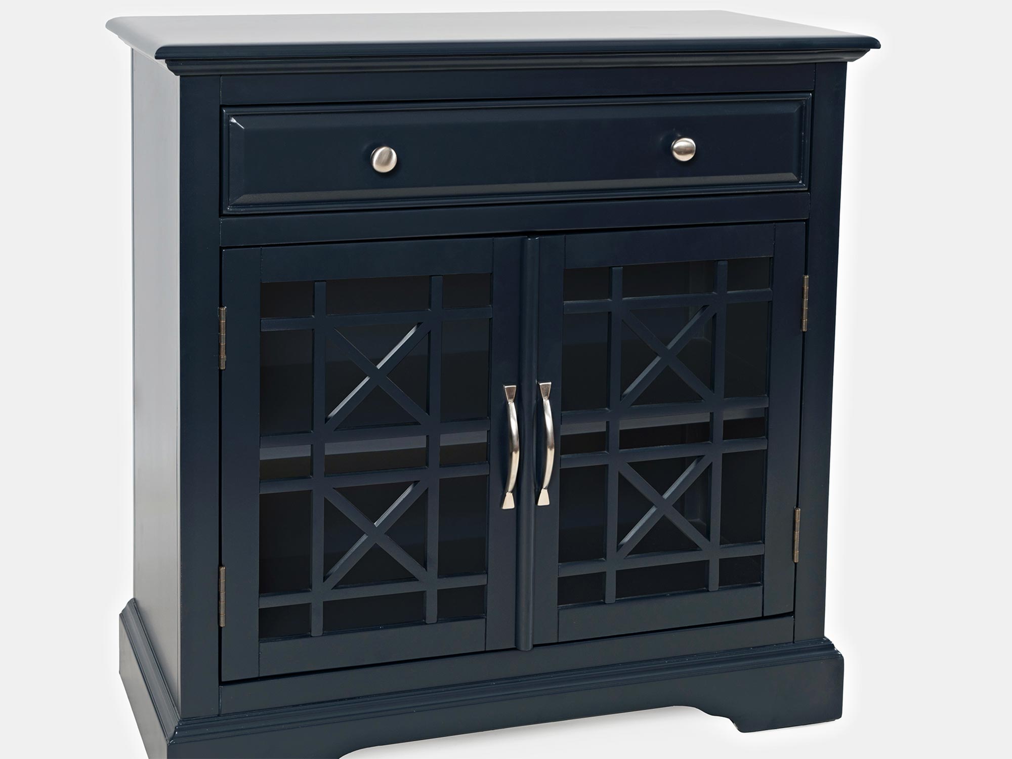 Czarna drewniana komoda z przeszklonymi drzwiami i szufladami w stylu klasycznym