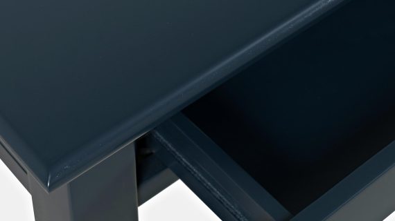 Miniaturka 4 - Detal szuflady w klasycznej komodzie