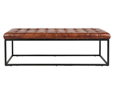 Tapicerowana ławka w kolorze rdzawym