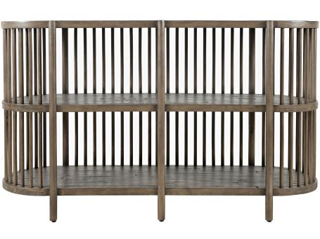 Półokrągły regał z drewnianymi półkami do salonu