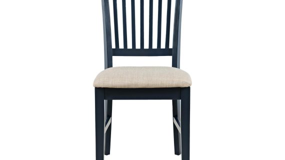 Miniaturka 3 - Klasyczne krzesło z tapicerowanym siedziskiem do eleganckiej jadalni