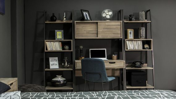 Miniaturka 1 - Meblościanka biurowa z litego drewna i półkami w stylu industrialnym