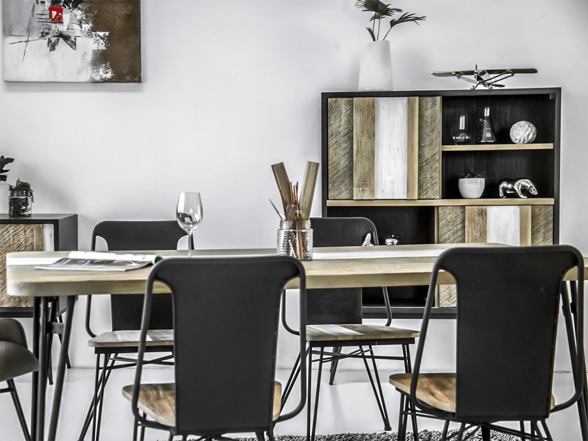 Drewniany stół z dekoracyjnym blatem w stylu industrialnym kolor naturalny