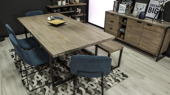 Miniaturka 3 - Stół z dębu i krzesła tapicerowane w aranżacji jadalni nowoczesnej