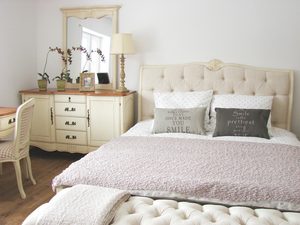 Miniaturka 4 - Elegancka sypialnia w stylu minimalistycznym