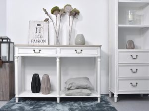 Miniatura 4 - Dřevěná vitrína s dekorativními čely a policemi ve stylu prowansalskim barva bílý