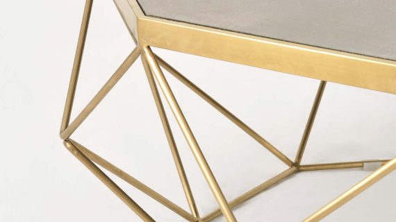 Miniaturka 5 - Stolik kawowy w stylu glamour z geometryczną ramą i cementowym blatem – Luxe