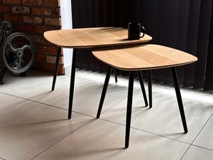 Miniaturka 4 - Zestaw dwóch stolików dębowych owalnych wsuwanych w aranżacji