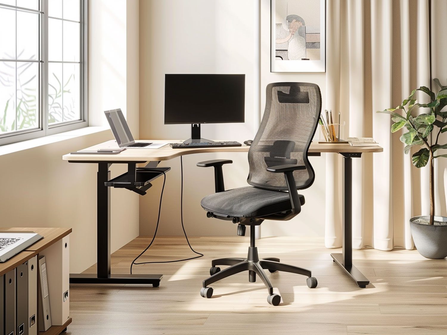 Nowoczesne biuro z ergonomicznym fotelem, elektrycznym biurkiem i dużym oknem