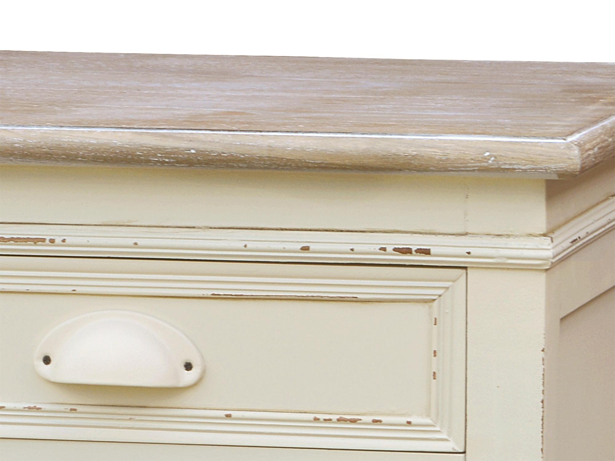 Zbliżenie na detale szafki nocnej