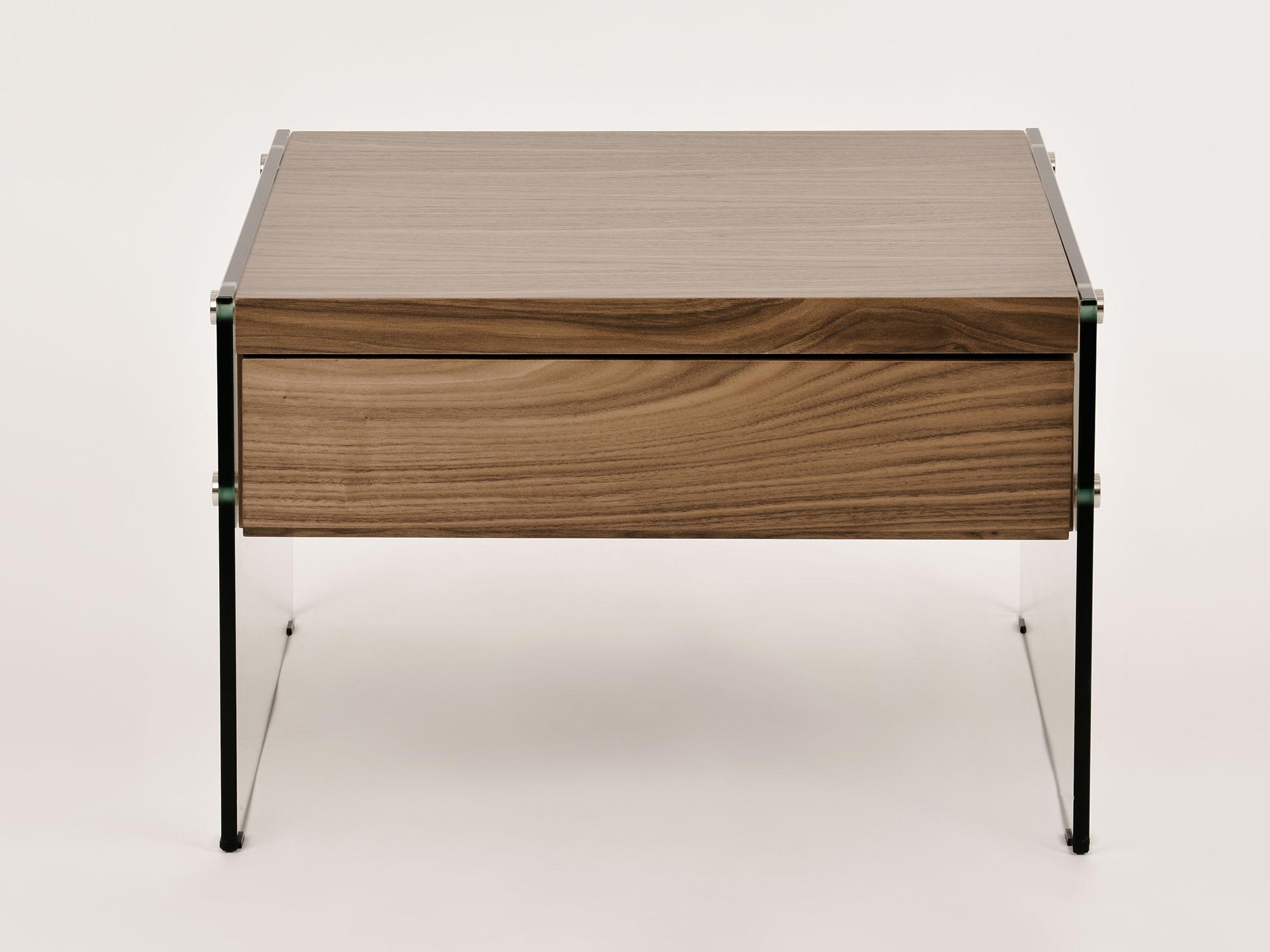 Elegancki niski stolik w nowoczesnej formie