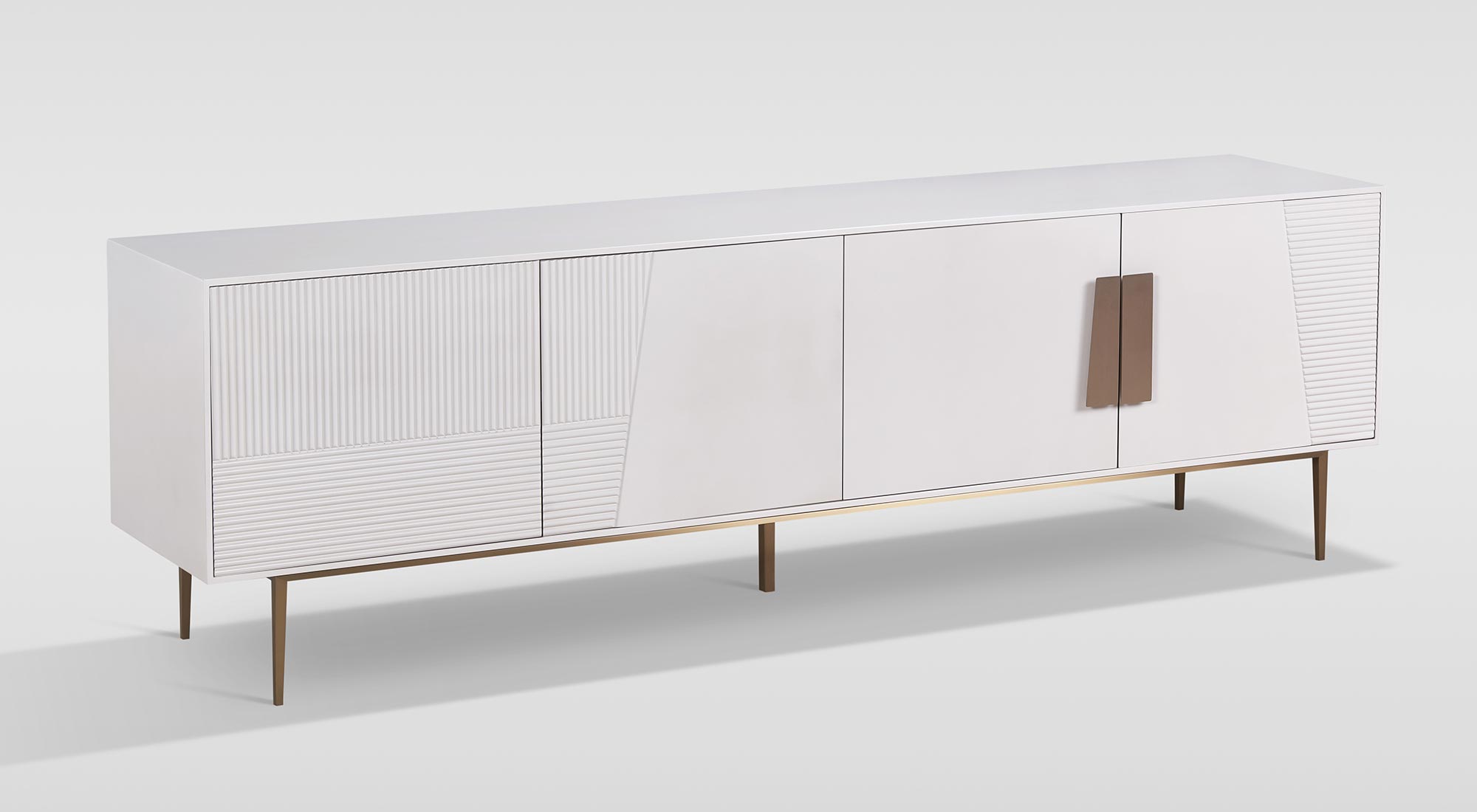 Designerska biała komoda z gładkim frontem i złotymi elementami