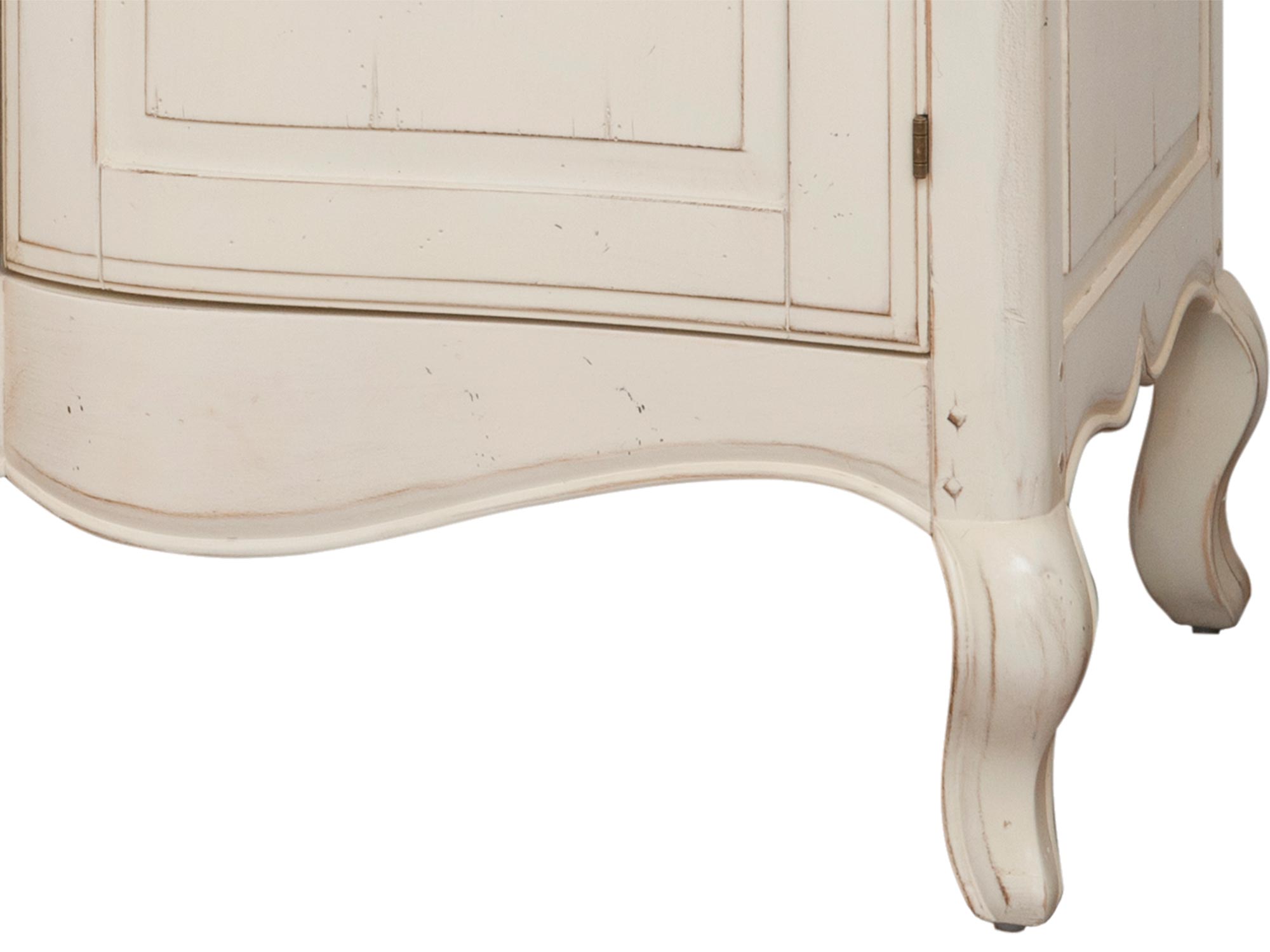 Detale nóżek komody drewnianej