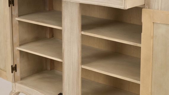 Miniaturka 9 - Komoda z Jasnobeżowego Drewna i Frezowaniami w Prowansalskim Stylu – Laguna