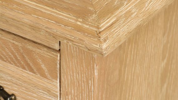 Miniaturka 13 - Komoda Drewniana z Giętymi Nógami i Metalowymi Uchwytem w Stylu Francuskim – Venezia Oak