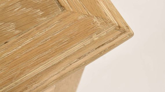 Miniaturka 14 - Komoda Drewniana z Giętymi Nógami i Metalowymi Uchwytem w Stylu Francuskim – Venezia Oak