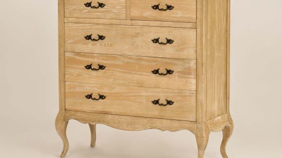 Miniaturka 1 - Komoda Francuska z Giętymi Nogami i Szczotkowaną Powierzchnią – Venezia Oak