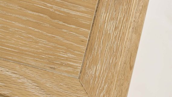 Miniaturka 15 - Szafka Nocna Francuska z Giętymi Nogami i Metalowymi Uchwytem – Venezia Oak