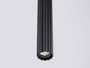 Miniaturka 7 - Dolna część ryflowanego klosza lampy czarnej z diodami LED zbliżenie