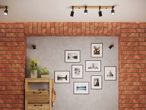 Miniaturka 11 - Lampy sufitowe i kinkiety czarne z drewnem w salonie loftowym