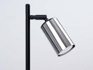 Miniaturka 6 - Klosz chromowany lampy biurkowej na czarnym ramieniu metalowym