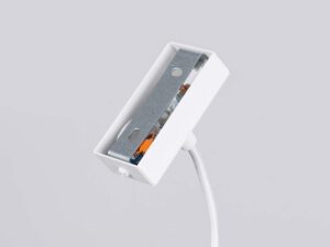 Miniaturka 11 - Wnętrze podsufitki lampy wiszącej LED białej z kostką elektryczną