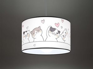 Miniaturka 2 - Włączona lampa wisząca z motywem kotków i różowych serduszek