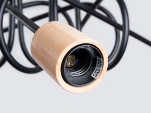 Miniaturka 4 - Bukowa oprawka lampy z gwintem E27 i czarnym metalowym ramieniem