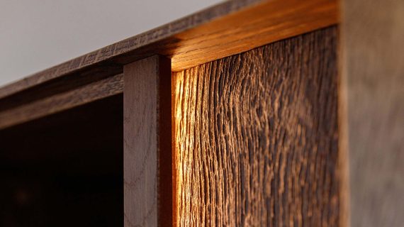 Miniaturka 6 - Elegancka nowoczesna dębowa witryna Essentia