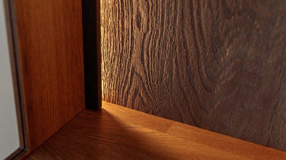 Miniaturka 5 - Elegancka nowoczesna dębowa witryna Essentia