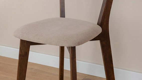 Miniaturka 1 - Krzesło dębowe z beżowym siedziskiem MAX