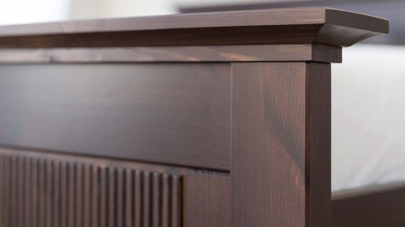 Miniaturka 2 - Skandynawskie klasyczne sosnowe łóżko Kalari