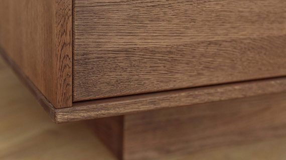 Miniaturka 3 - Klasyczny dębowy nowoczesny stolik Essentia