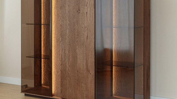 Miniaturka 3 - Elegancka nowoczesna dębowa witryna Essentia