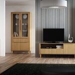 Miniaturbild 1 - Set helle Eicheöbel in modernem Wohnzimmer: Vitrinen, TV-Schrank, Kommode