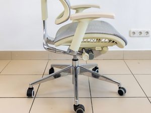 Miniatura 2 - Kancelářské křeslo ergonomiczny bílý siatkowy profil z mechanizmem