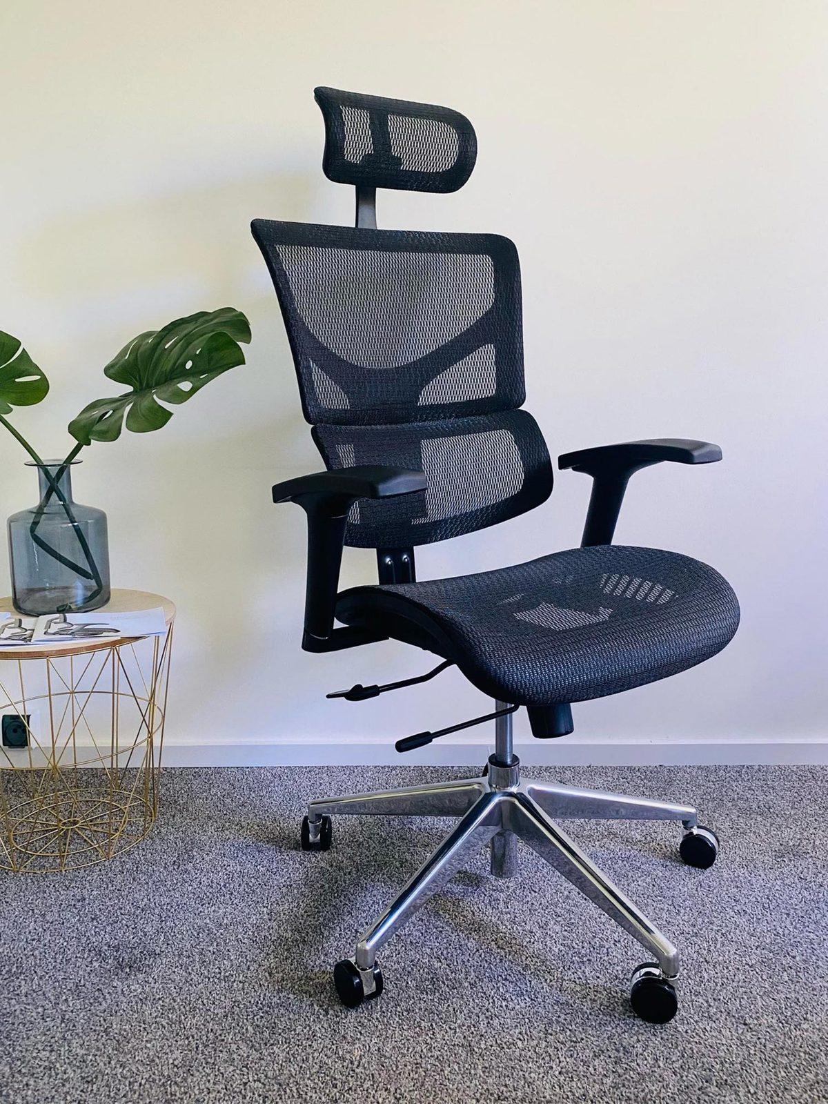 Ergonomischer Büro- und Gamingstuhl ERGOFLY SAIL P T-01 Black