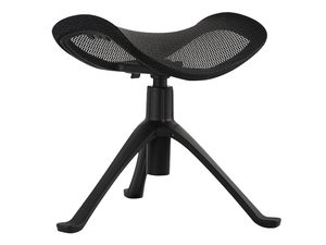 Miniatúra 4 - Čierna sitová ergonomická podnožka do biura frontálny pohľad