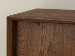 Miniatura 2 - Dřevěná dubová komoda s barem Oak Elegance TABACCO