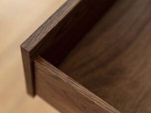 Miniatura 3 - Komoda dubová 120 cm Oak Elegance Tabacco