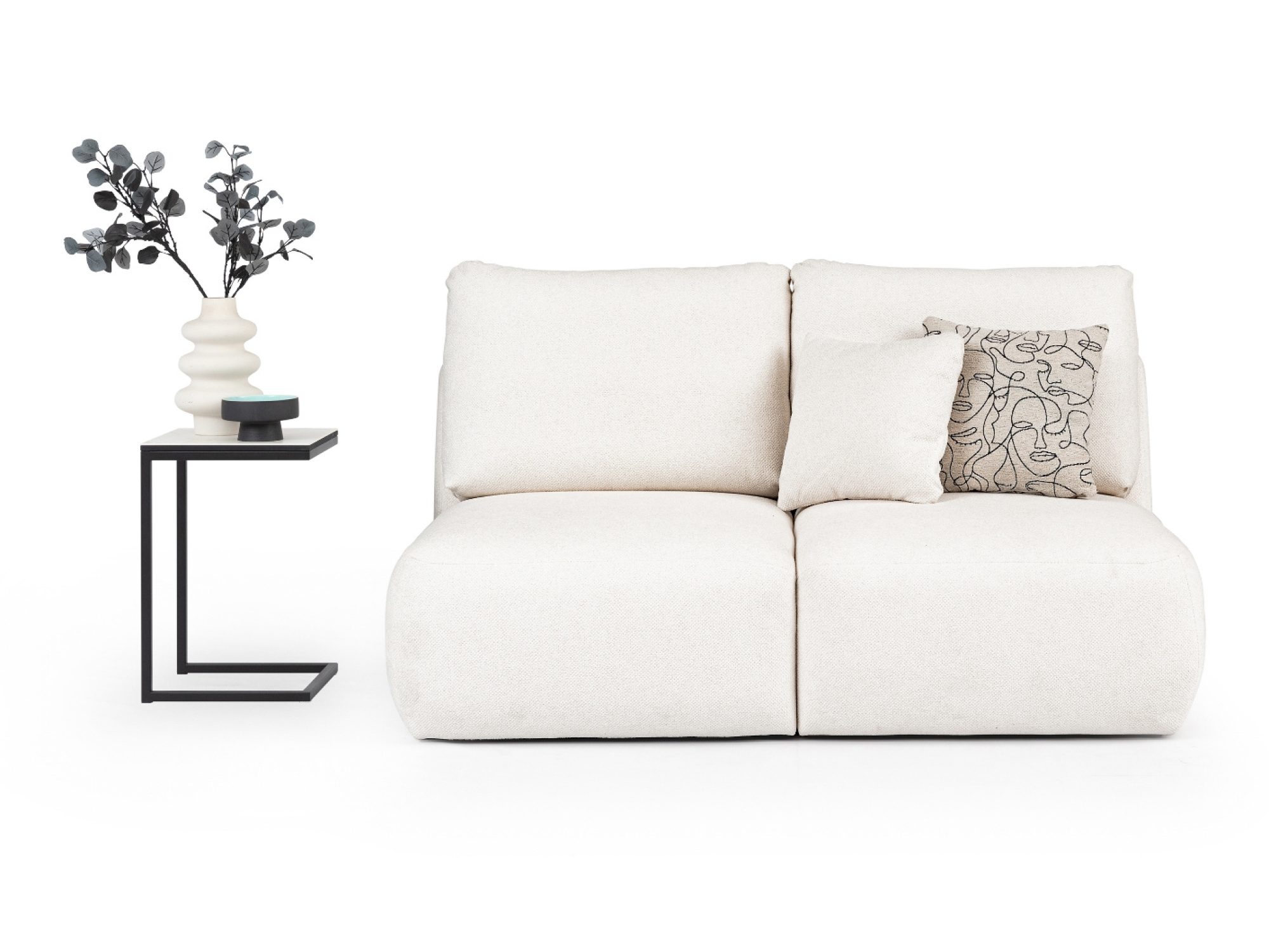 Sofa dwuosobowa Lenvario – widok frontowy