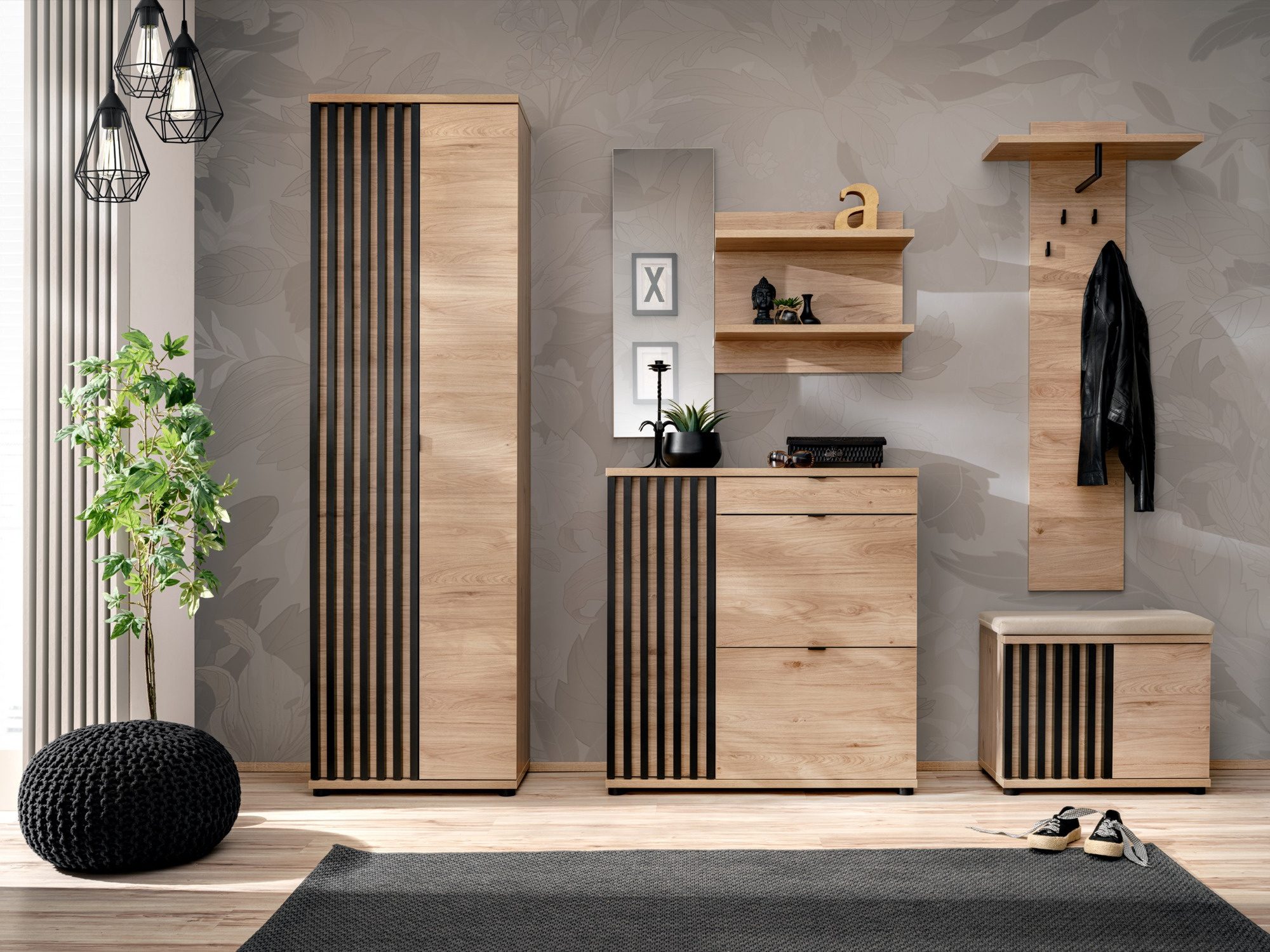 Garderobe Pedrivo im eingerichteten Flur