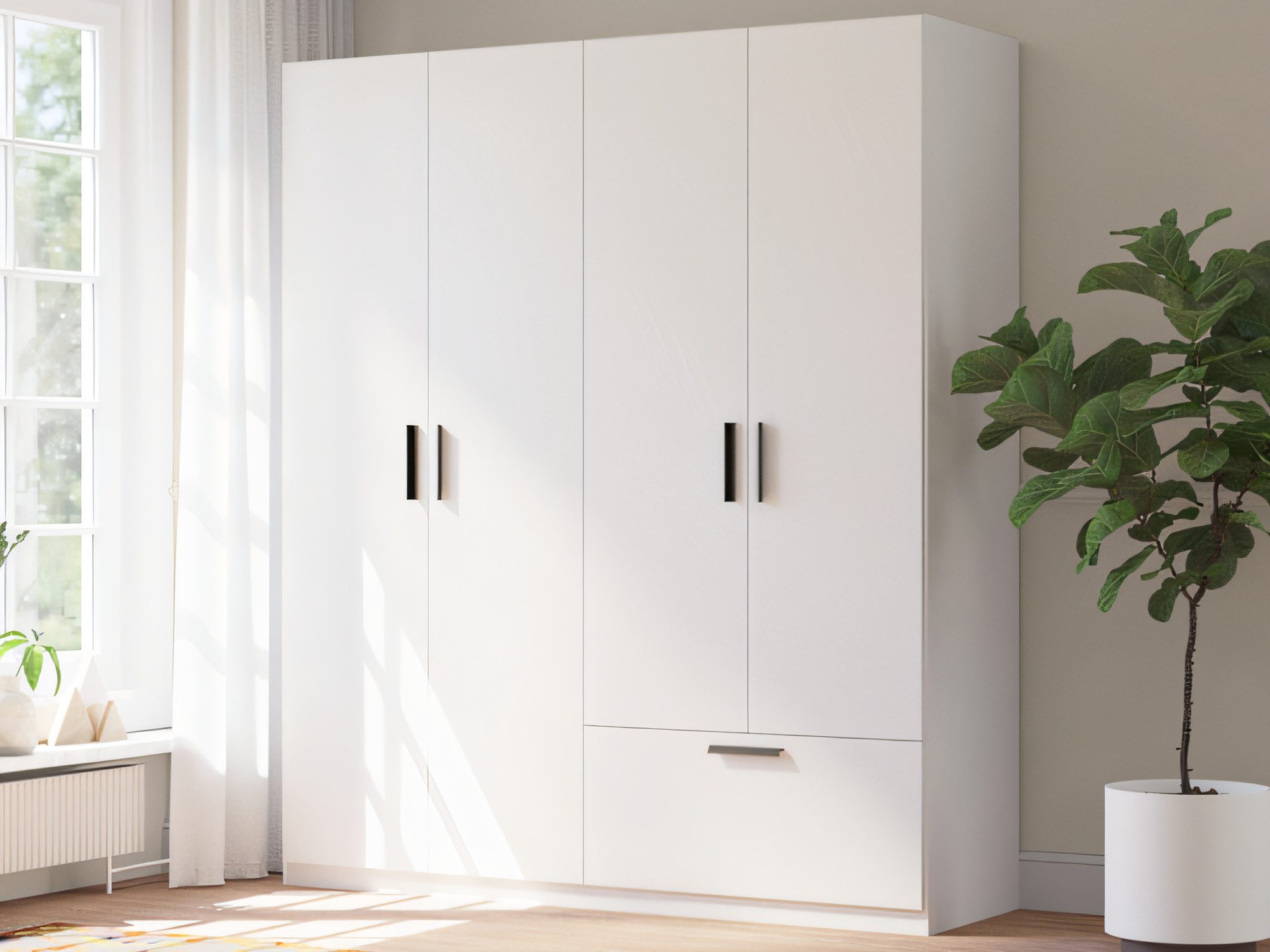 Weißer Kleiderschrank Litano in einem Raum mit Fenster und Zimmerpflanze