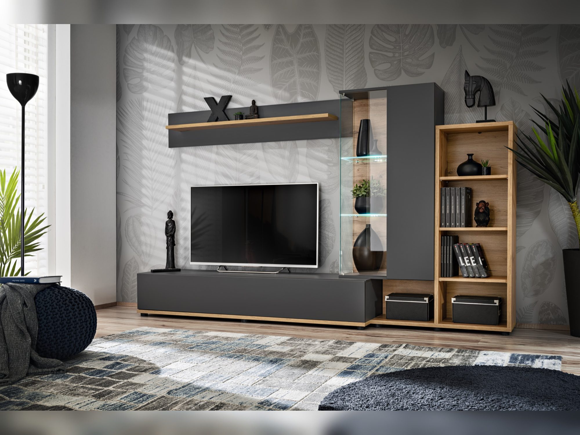 TV-Wohnwand Silvaro 240 cm mit Vitrine und Regal in Anthrazit Wotan
