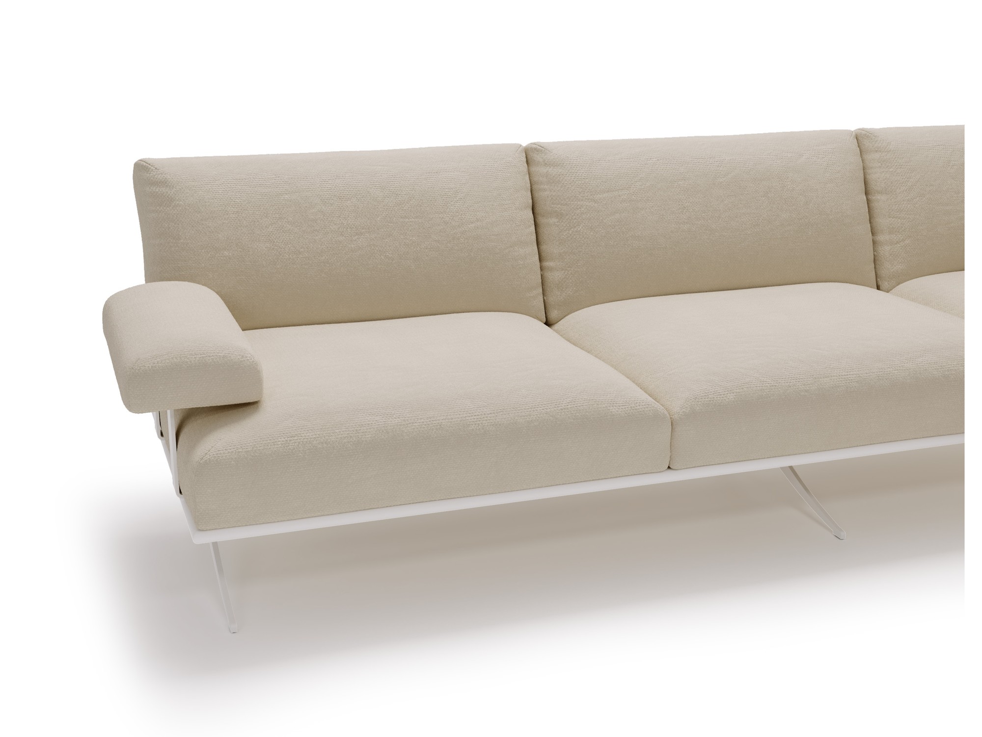 Nahaufnahme des Outdoor-Stoffs und Metallgestells am Ecksofa Celestra